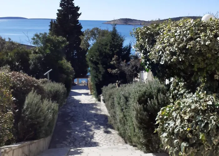 Apartmani Senka - Villa Oliver