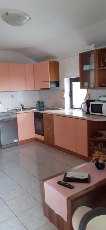 Senka - Oliver Martinscica (Cres)