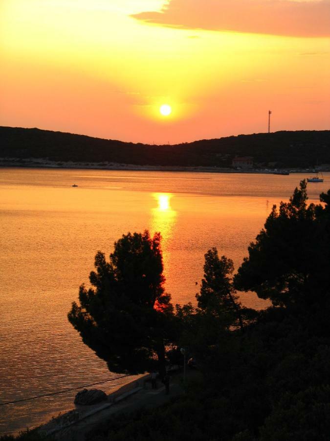 Senka - Oliver * Martinscica (Cres)