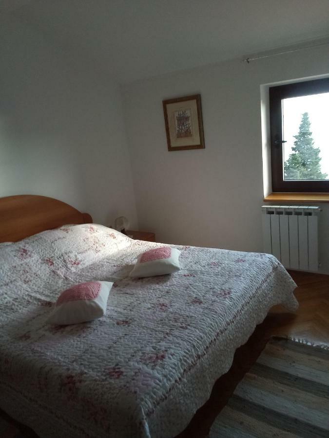 Senka - Oliver Martinscica (Cres)